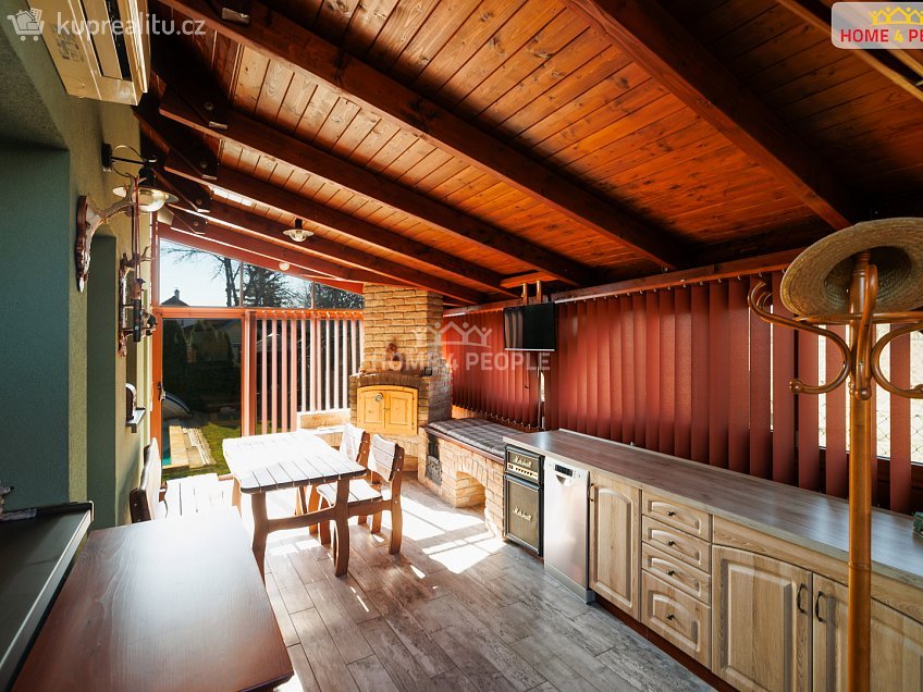 Prodej  chaty 50 m^2 Hrušovany u Brna, Hrušovany u Brna 