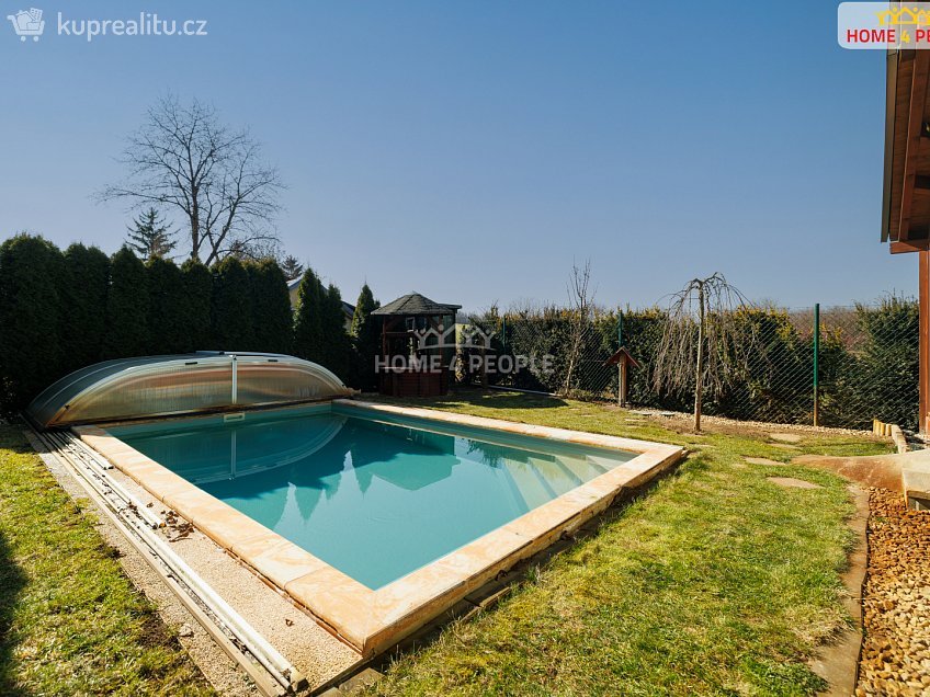 Prodej  chaty 50 m^2 Hrušovany u Brna, Hrušovany u Brna 