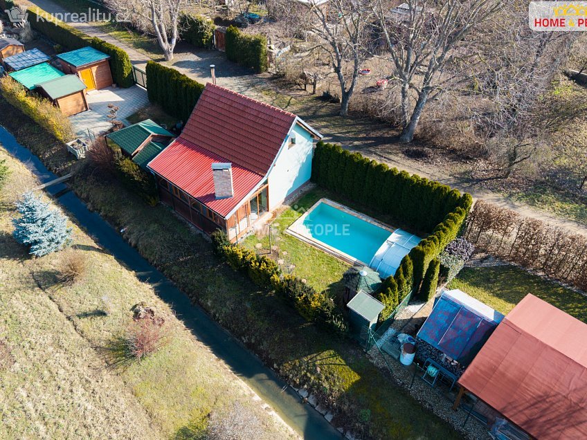 Prodej  chaty 50 m^2 Hrušovany u Brna, Hrušovany u Brna 