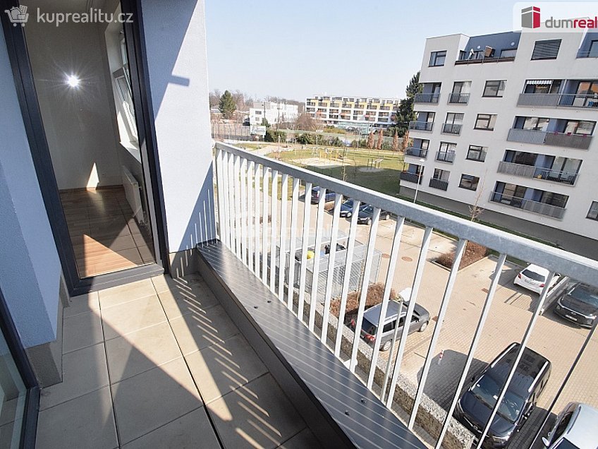 Pronájem bytu 4+kk 78 m^2 Oty Bubeníčka, Praha 22 