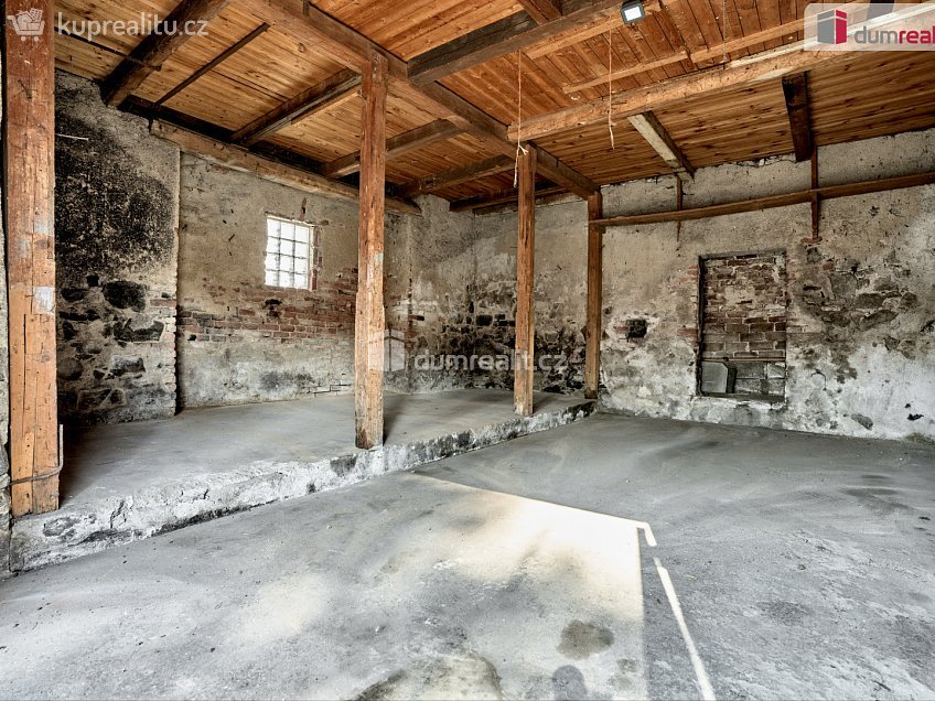 Prodej  rodinného domu 150 m^2 Šemnice, Šemnice 