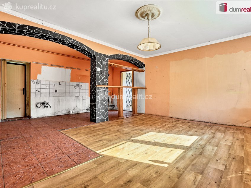 Prodej  rodinného domu 150 m^2 Šemnice, Šemnice 