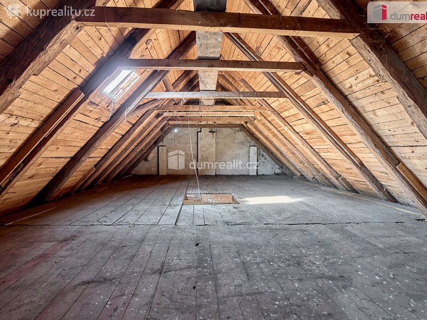 Prodej  rodinného domu 150 m^2 Šemnice, Šemnice 