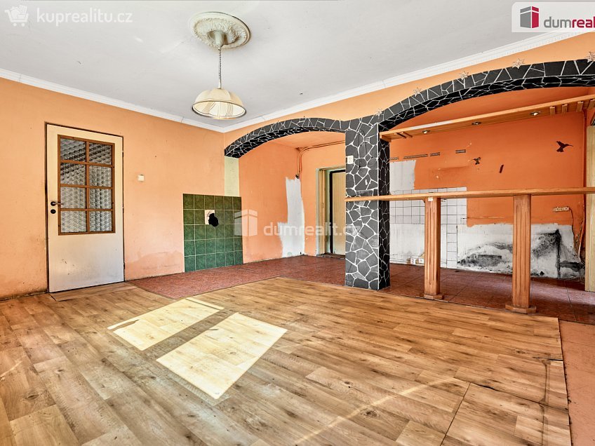 Prodej  rodinného domu 150 m^2 Šemnice, Šemnice 