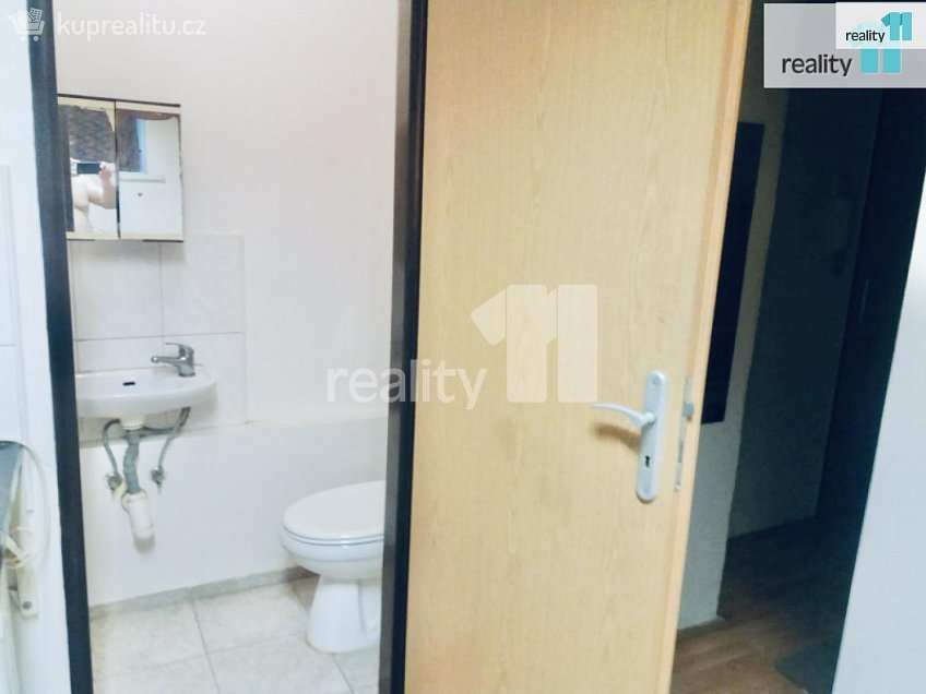 Prodej bytu 1+1 24 m^2 Gruzínská, Praha 10 