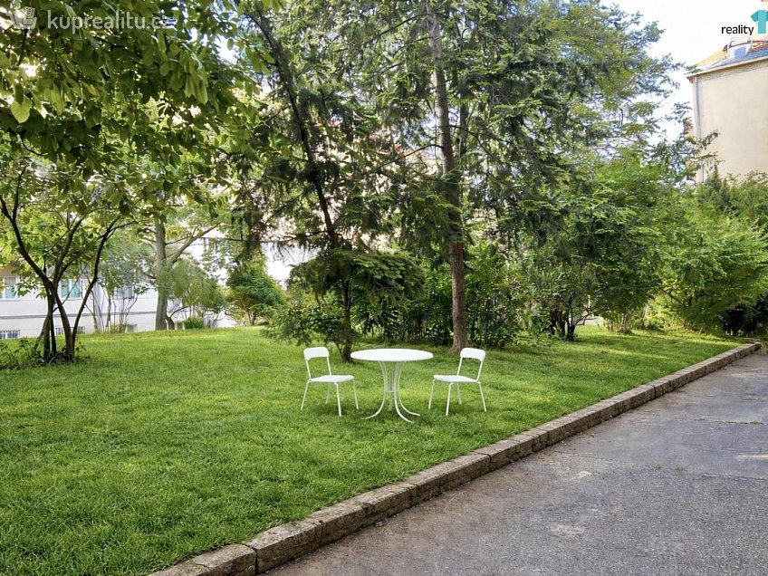 Prodej bytu 1+1 24 m^2 Gruzínská, Praha 10 