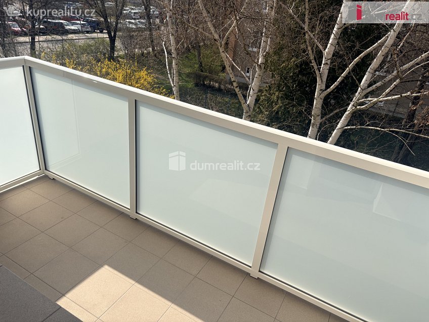 Pronájem bytu 2+1 53 m^2 Bří. Mrštíků, Břeclav 