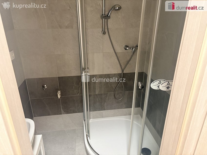 Pronájem bytu 2+1 53 m^2 Bří. Mrštíků, Břeclav 