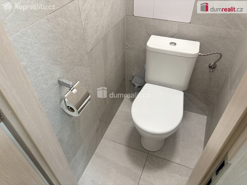 Pronájem bytu 2+1 53 m^2 Bří. Mrštíků, Břeclav 