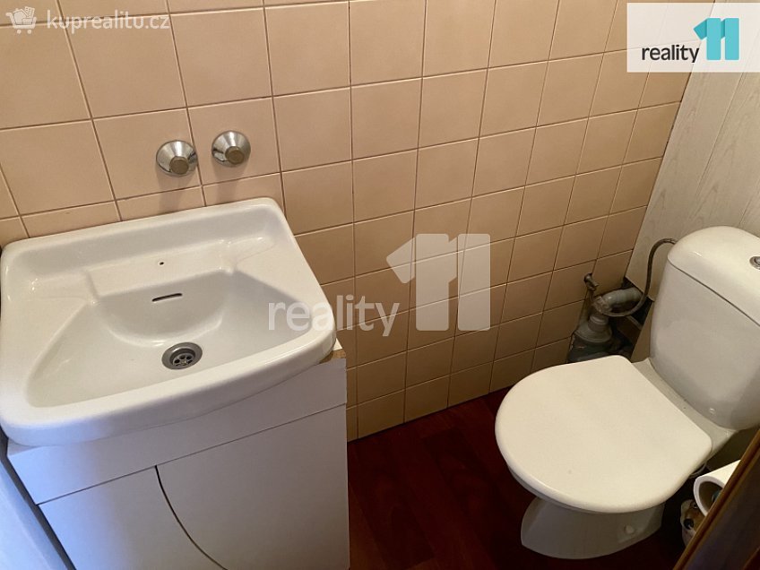 Pronájem bytu 3+kk 90 m^2 Lipová, Dobřany 