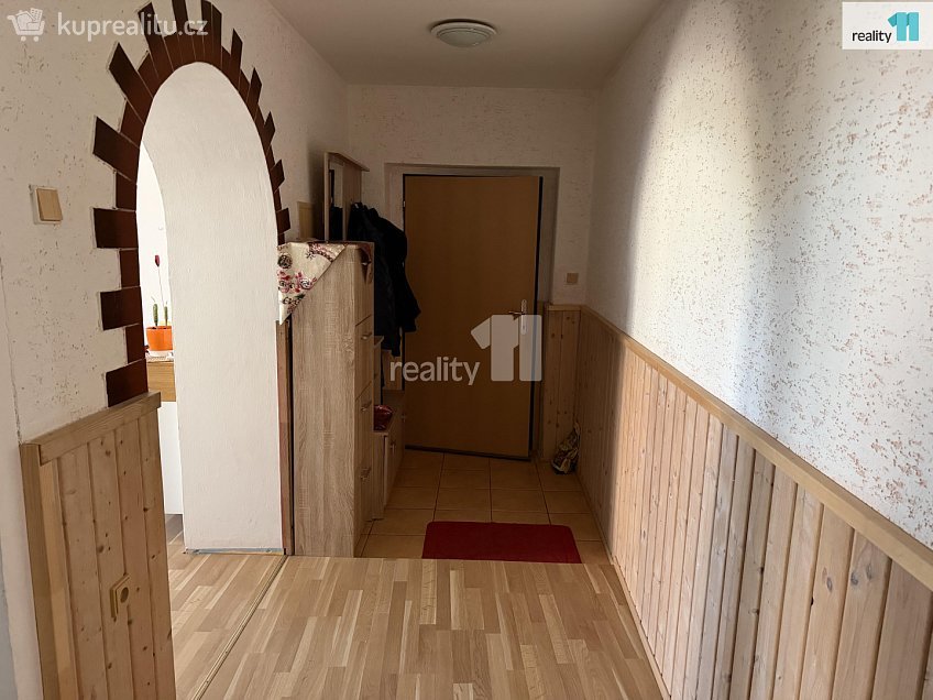 Pronájem bytu 3+kk 90 m^2 Lipová, Dobřany 