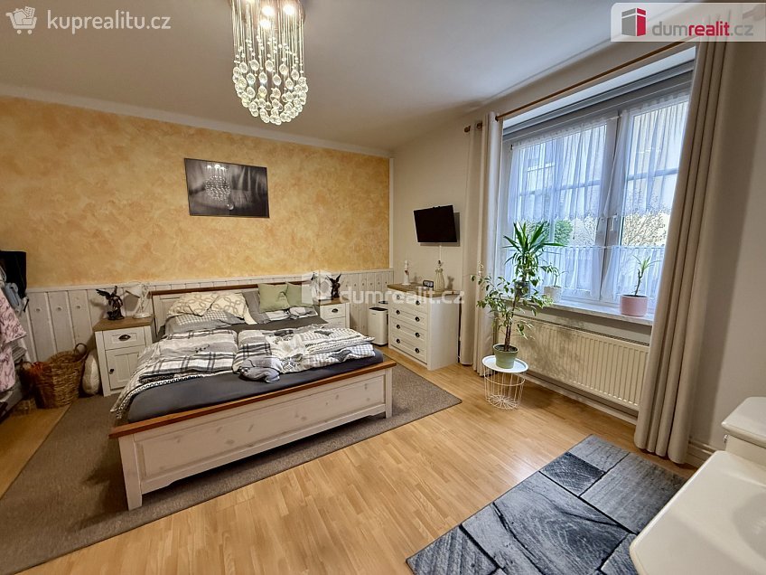 Prodej bytu 2+kk 46 m^2 Chebská, Karlovy Vary 