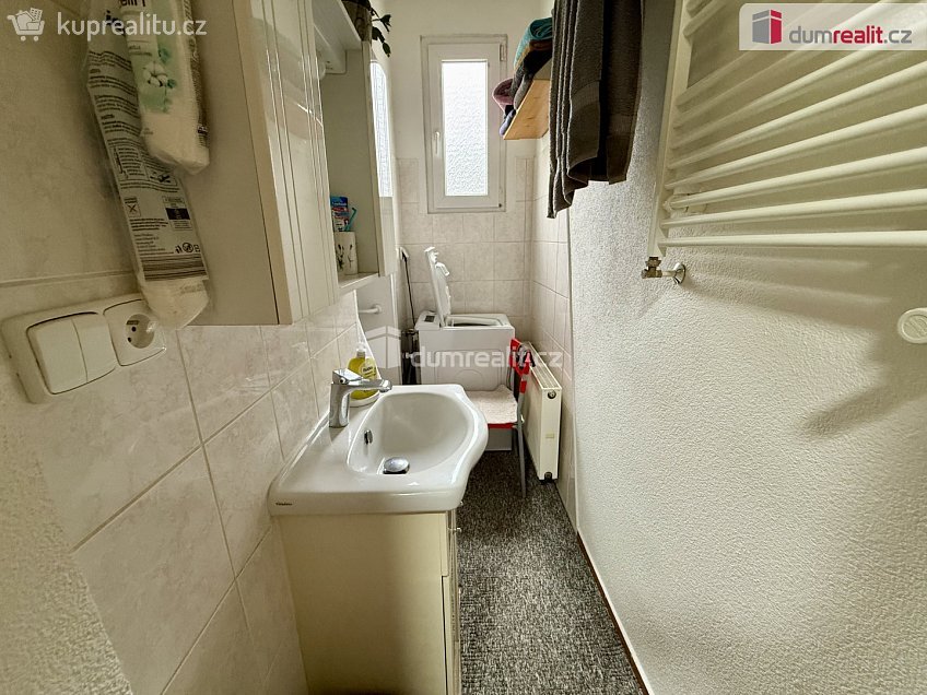 Prodej bytu 2+kk 46 m^2 Chebská, Karlovy Vary 