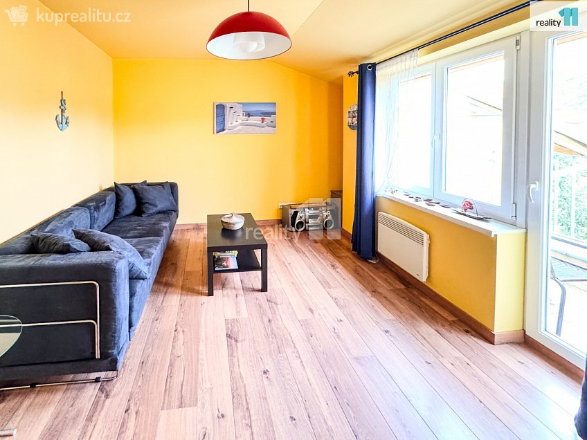 Prodej bytu 2+1 61 m^2 Slapy, Slapy 