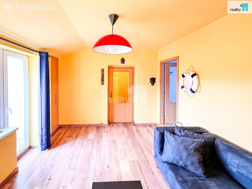 Prodej bytu 2+1 61 m^2 Slapy, Slapy 