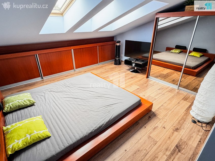 Prodej bytu 2+1 61 m^2 Slapy, Slapy 