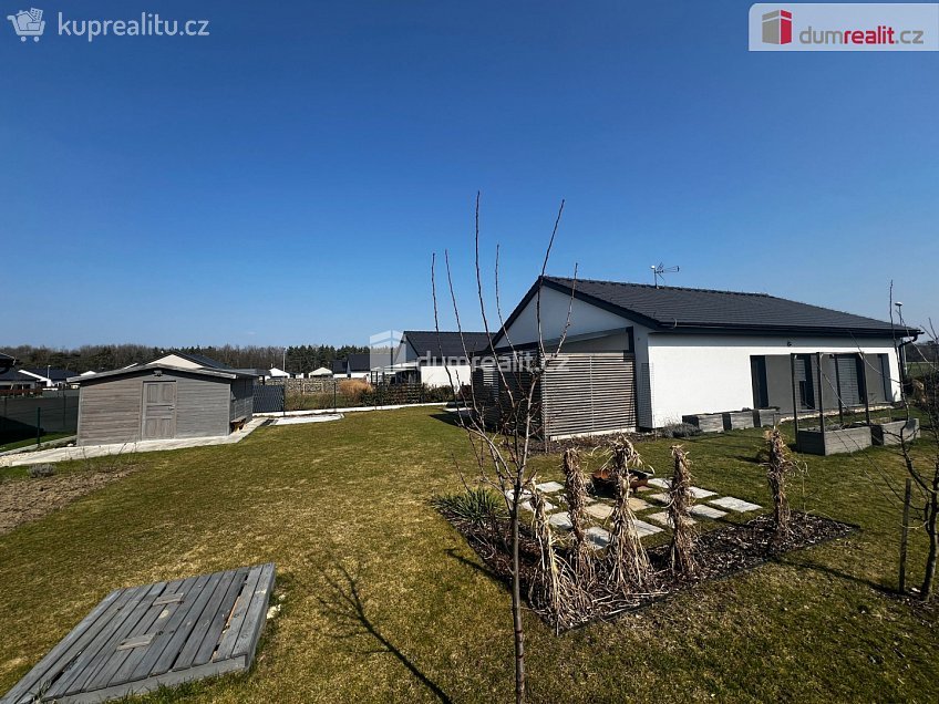 Prodej  rodinného domu 120 m^2 Na Cihelně, Kostelec nad Labem 