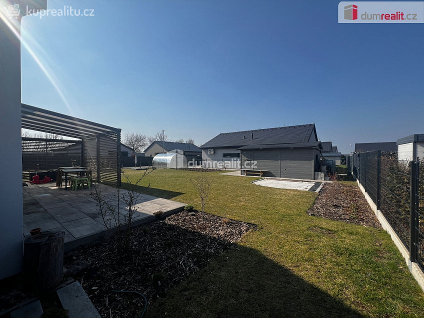 Prodej  rodinného domu 120 m^2 Na Cihelně, Kostelec nad Labem 