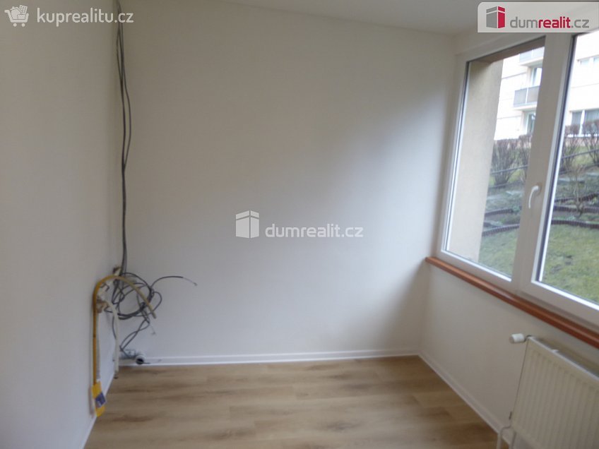Prodej bytu 3+1 70 m^2 Na Jezírku, Liberec 