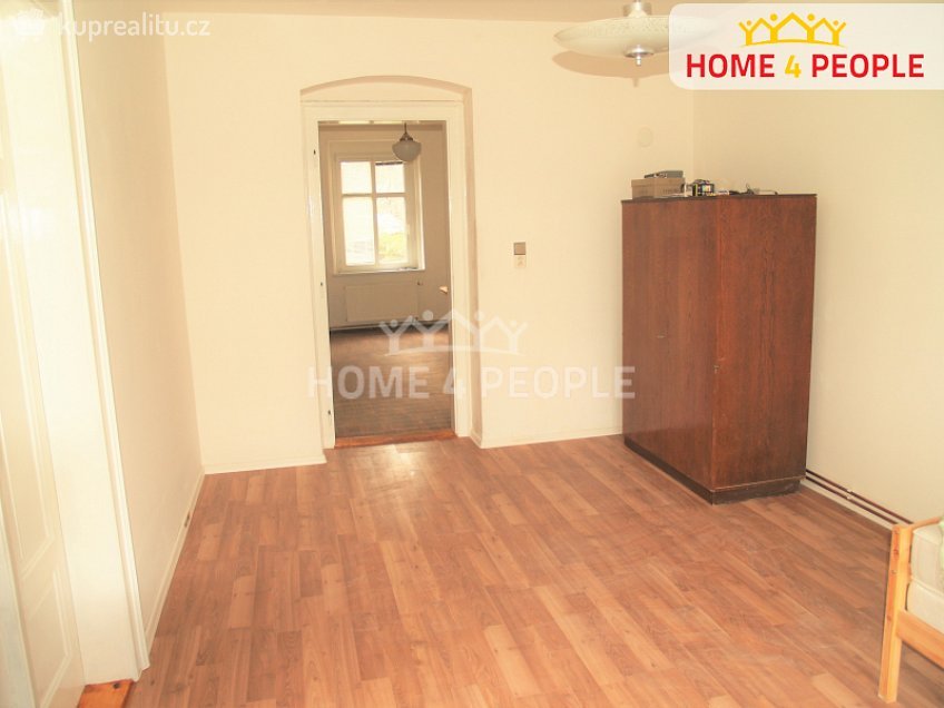 Pronájem bytu 2+1 62 m^2 Mattoniho nábřeží, Karlovy Vary 