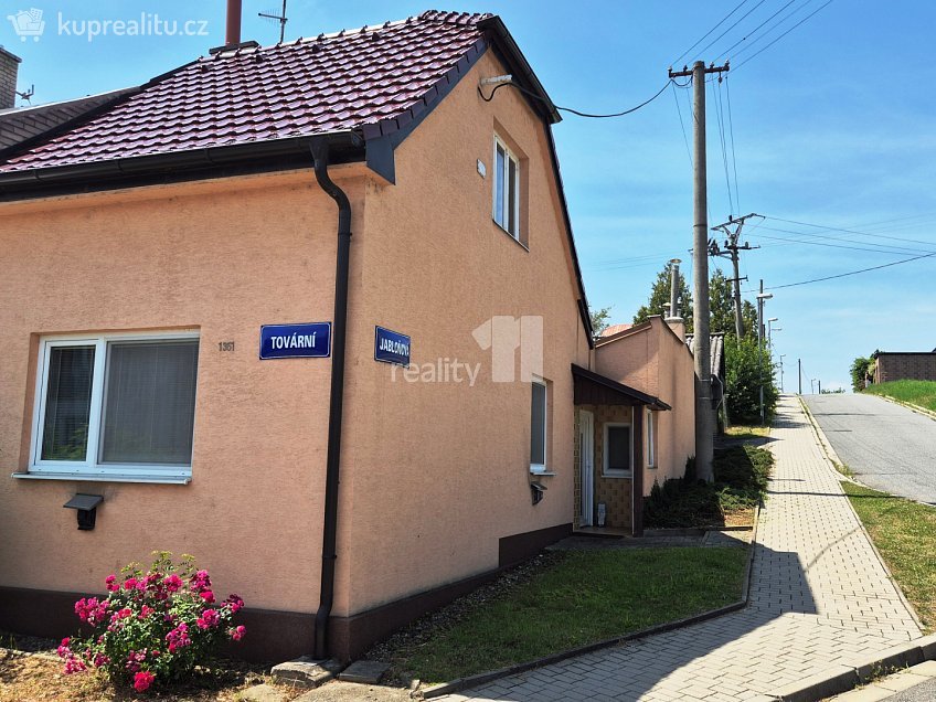 Prodej  rodinného domu 50 m^2 Tovární, Uherský Brod 