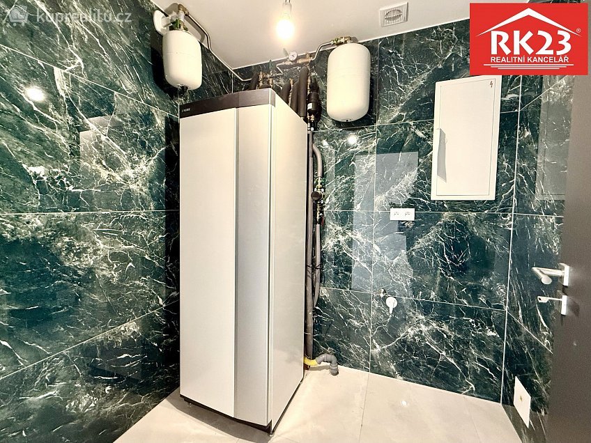 Prodej  rodinného domu 200 m^2 Velká Hleďsebe, Velká Hleďsebe 