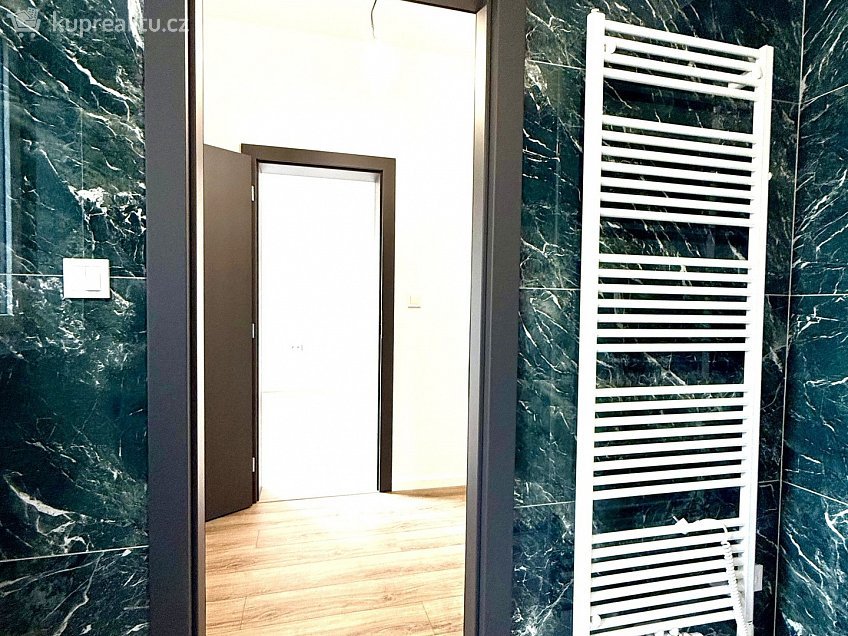 Prodej  rodinného domu 200 m^2 Velká Hleďsebe, Velká Hleďsebe 