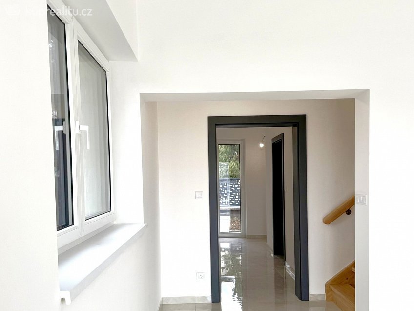 Prodej  rodinného domu 200 m^2 Velká Hleďsebe, Velká Hleďsebe 