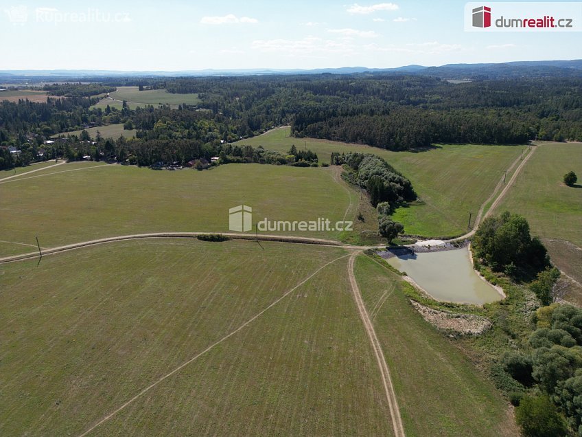 Prodej  stavebního pozemku 1411 m^2 Malá Hraštice, Malá Hraštice 