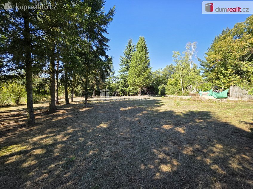 Prodej  stavebního pozemku 1411 m^2 Malá Hraštice, Malá Hraštice 