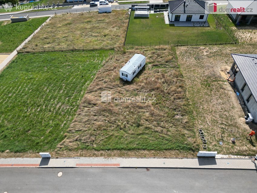 Prodej  stavebního pozemku 859 m^2 Na Vršku, Kačice 