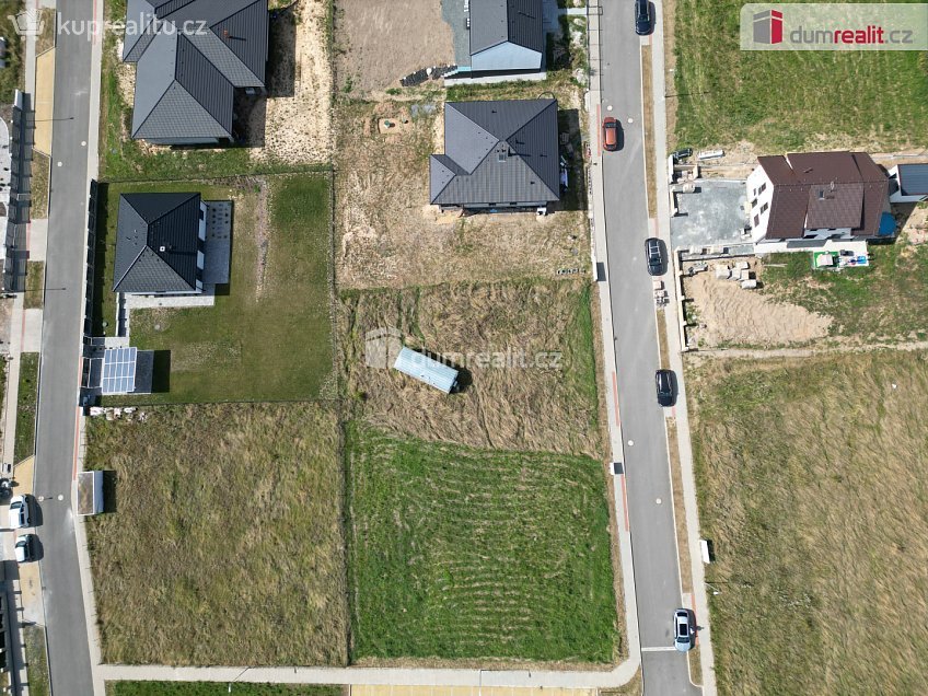 Prodej  stavebního pozemku 859 m^2 Na Vršku, Kačice 