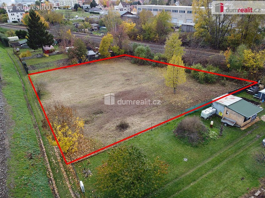 Prodej  stavebního pozemku 1760 m^2 U Výtopny, Lovosice 