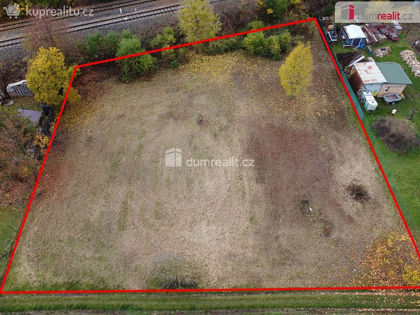 Prodej  stavebního pozemku 1760 m^2 U Výtopny, Lovosice 