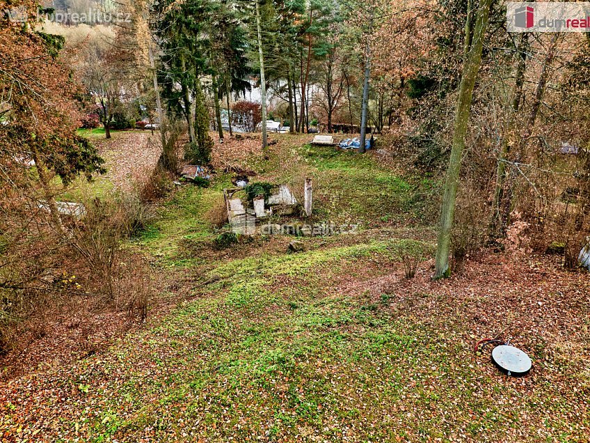 Prodej  zahrady 2562 m^2 Šemnice, Šemnice 