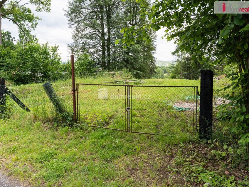 Prodej  zahrady 2562 m^2 Šemnice, Šemnice 