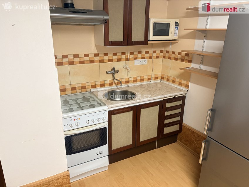 Pronájem bytu 1+kk 35 m^2 Nerudova, Břeclav 