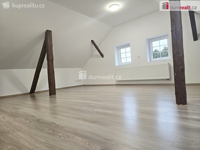 Pronájem  rodinného domu 170 m^2 Dolní Bousov, Dolní Bousov 