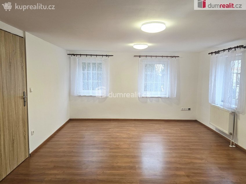 Pronájem  rodinného domu 170 m^2 Dolní Bousov, Dolní Bousov 