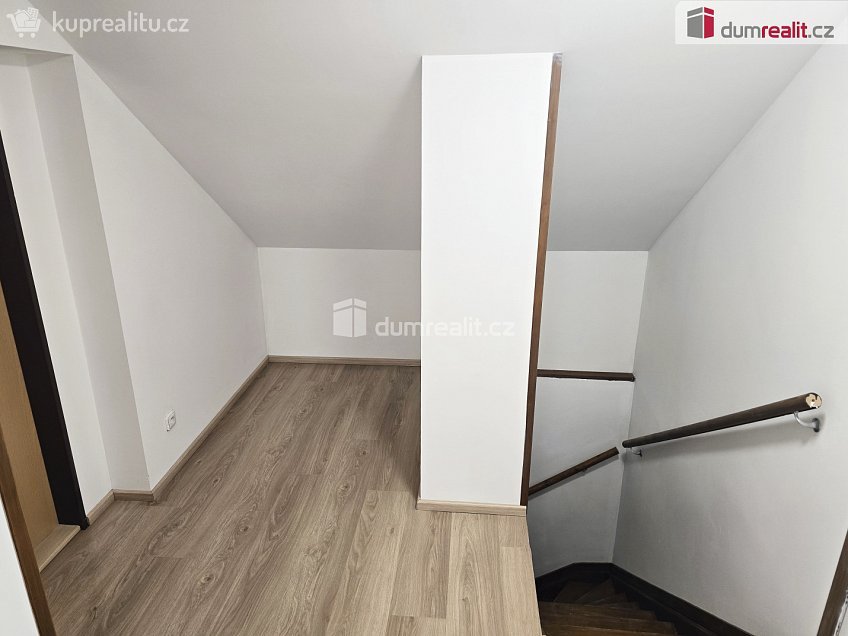 Pronájem  rodinného domu 170 m^2 Dolní Bousov, Dolní Bousov 