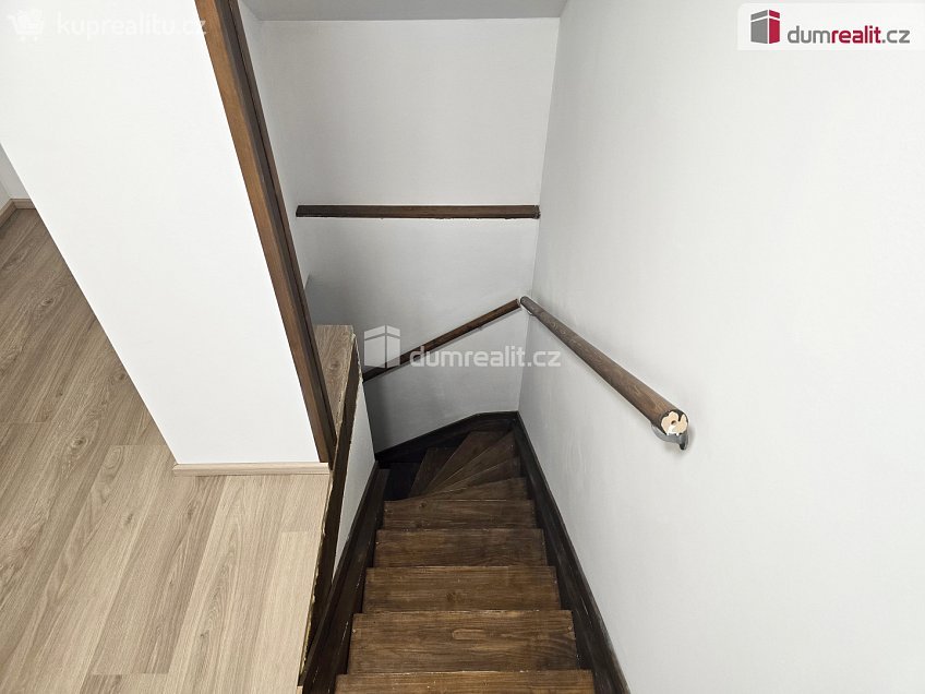 Pronájem  rodinného domu 170 m^2 Dolní Bousov, Dolní Bousov 