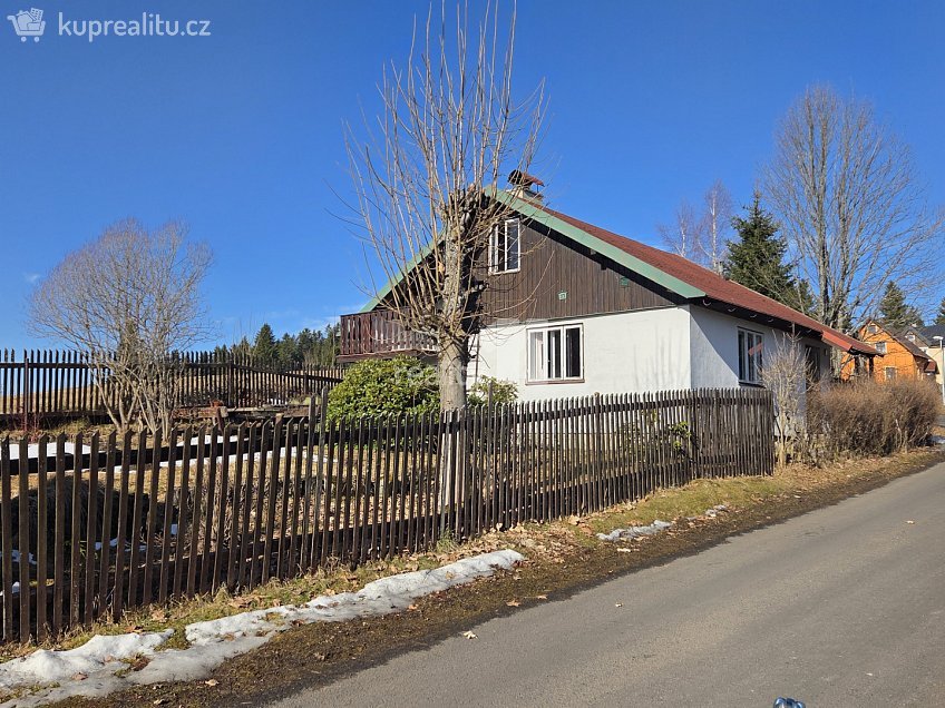 Prodej  chalupy 1463 m^2 Lesní, Horní Blatná 