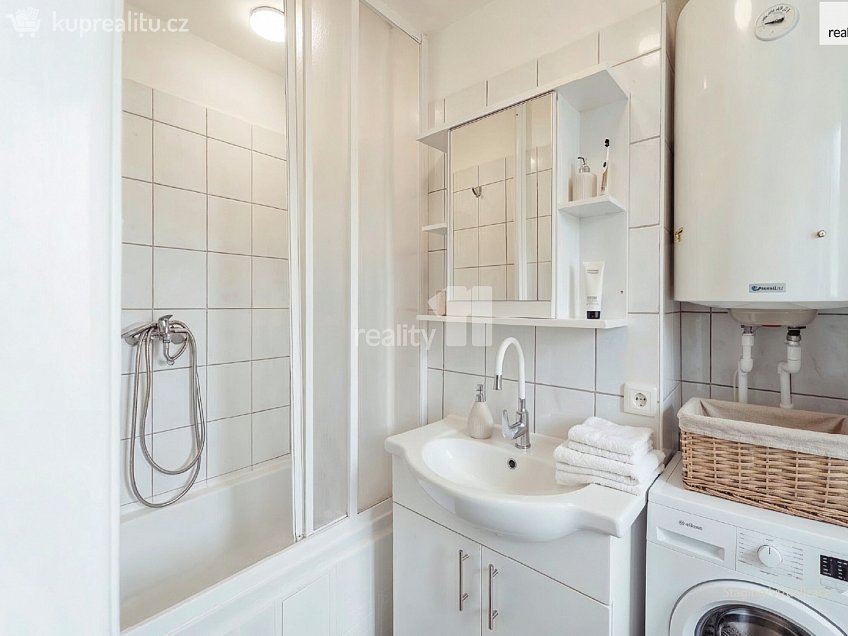 Prodej bytu 3+kk 62 m^2 Hornická, Dubňany 