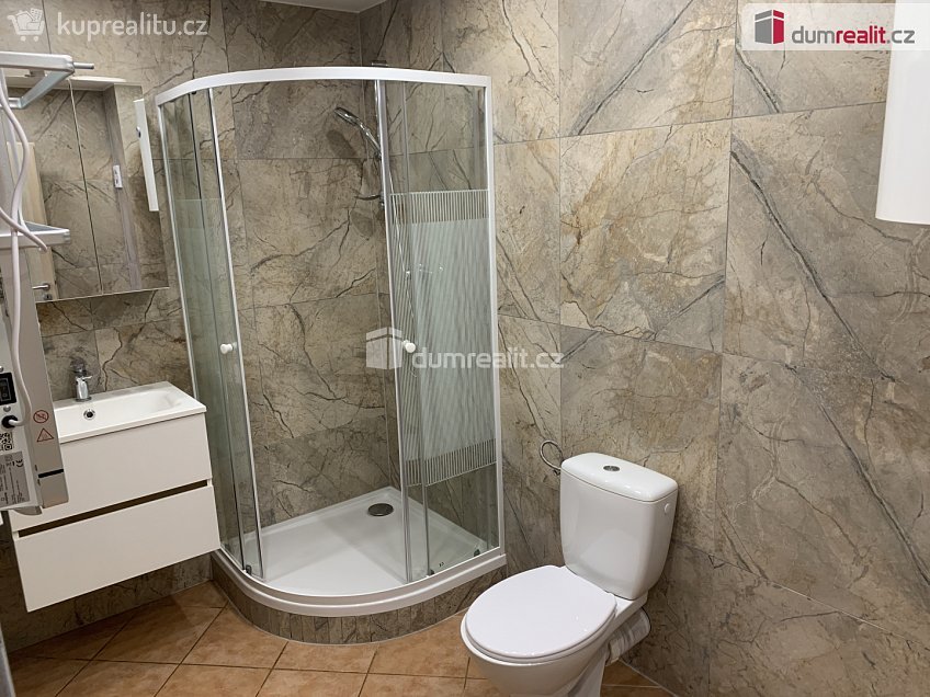 Pronájem bytu 3+kk 44 m^2 Bykoš, Bykoš 