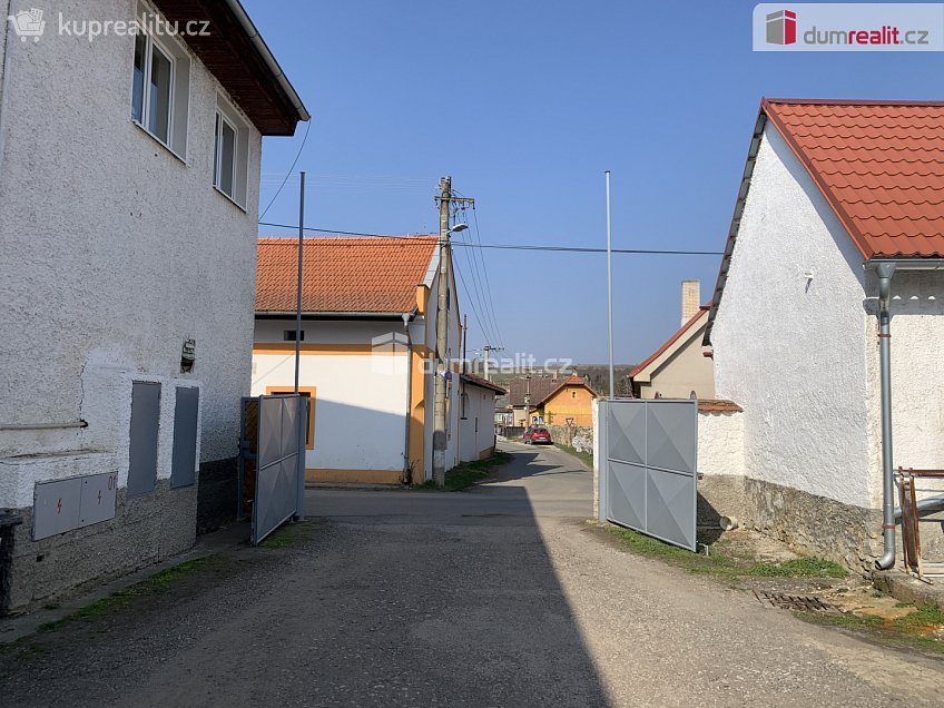 Pronájem bytu 3+kk 44 m^2 Bykoš, Bykoš 