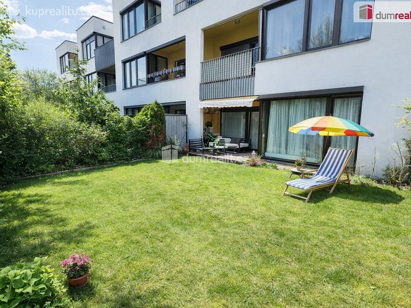 Pronájem bytu 3+kk 72 m^2 Štolcova, Praha 12 