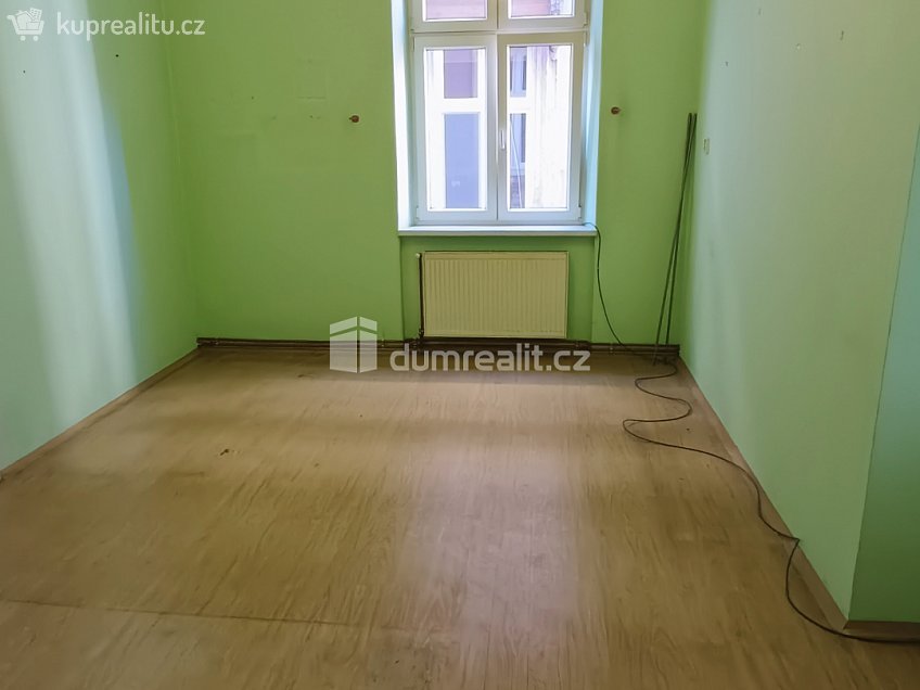 Pronájem bytu 3+1 96 m^2 Teplická, Děčín 