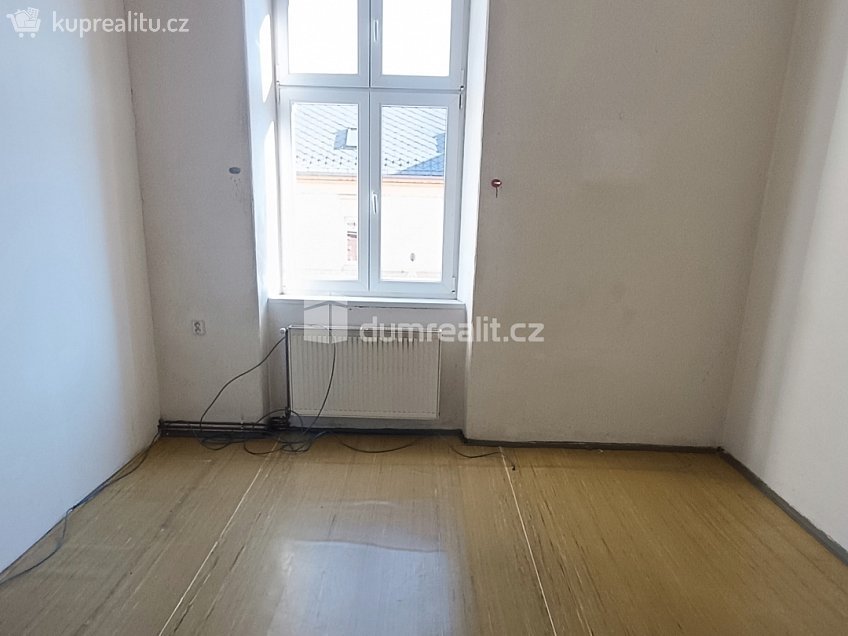 Pronájem bytu 3+1 96 m^2 Teplická, Děčín 