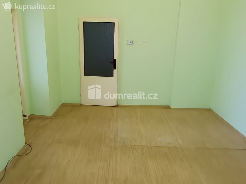 Pronájem bytu 3+1 96 m^2 Teplická, Děčín 