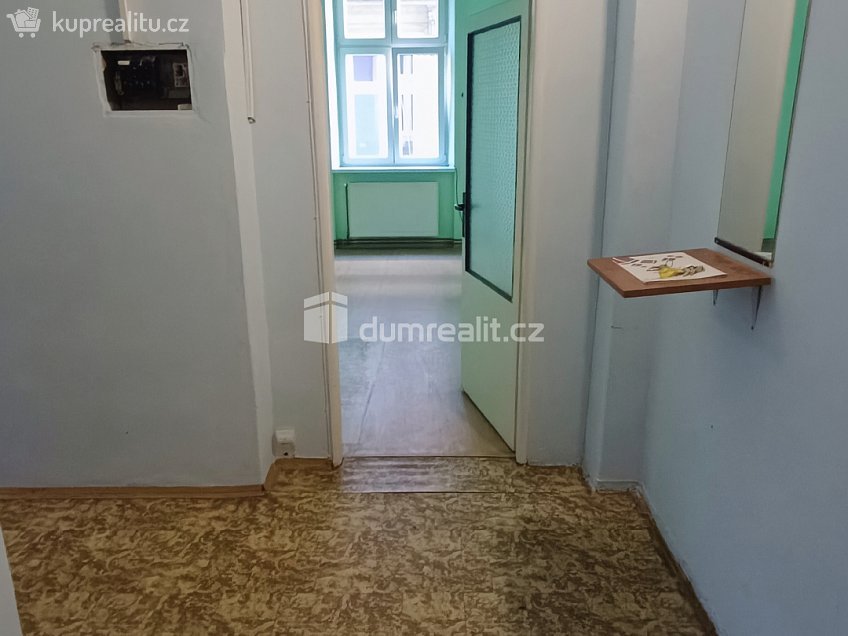 Pronájem bytu 3+1 96 m^2 Teplická, Děčín 